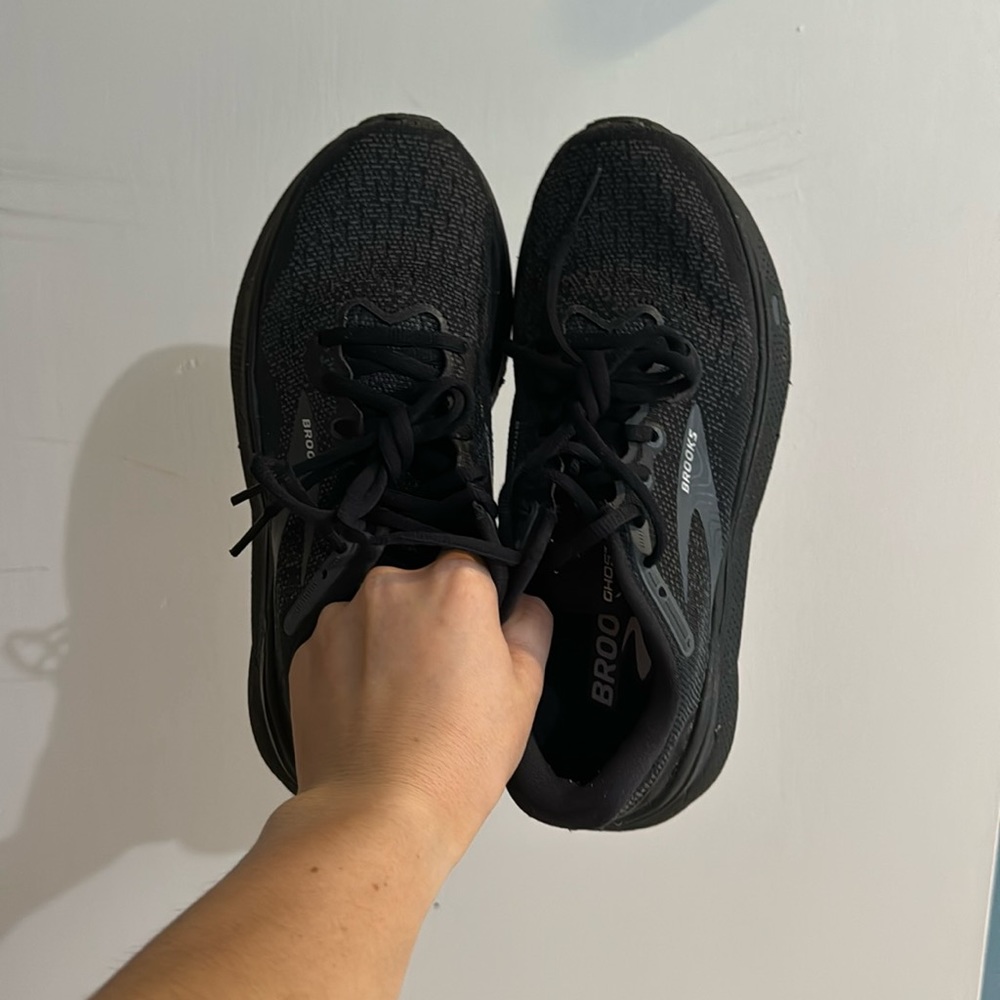 Brooks -Ghost Max running shoe
